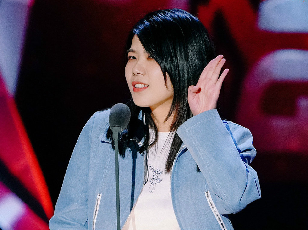 杨笠代言被下架不必着急同情男女对立本就是伪命题