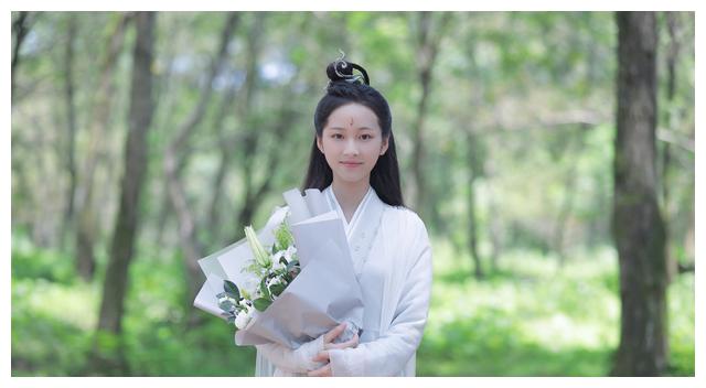 《琉璃》小银花正式下线,从始至终只希望司凤多看一眼!