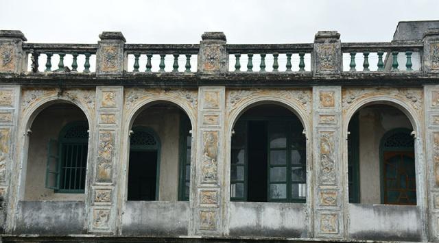 一座藏在山中300年,充满欧式风情的古宅至今仍有人居住