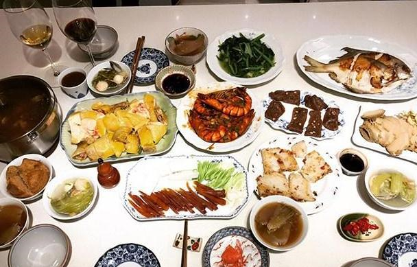 参观张钧甯住的豪宅,如今依然跟父母住在一起,真是个孝顺的女生__财经