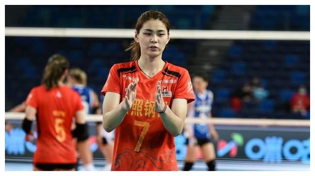 两大外援合砍47分,宋美丽决胜局连丢2分|上海女排|山东女排|宋美丽