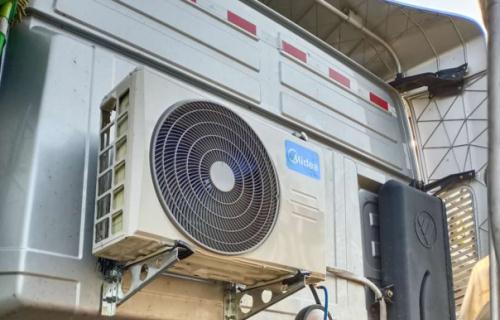 夏天卡车又闷又热怎么破?你的美的空调来啦