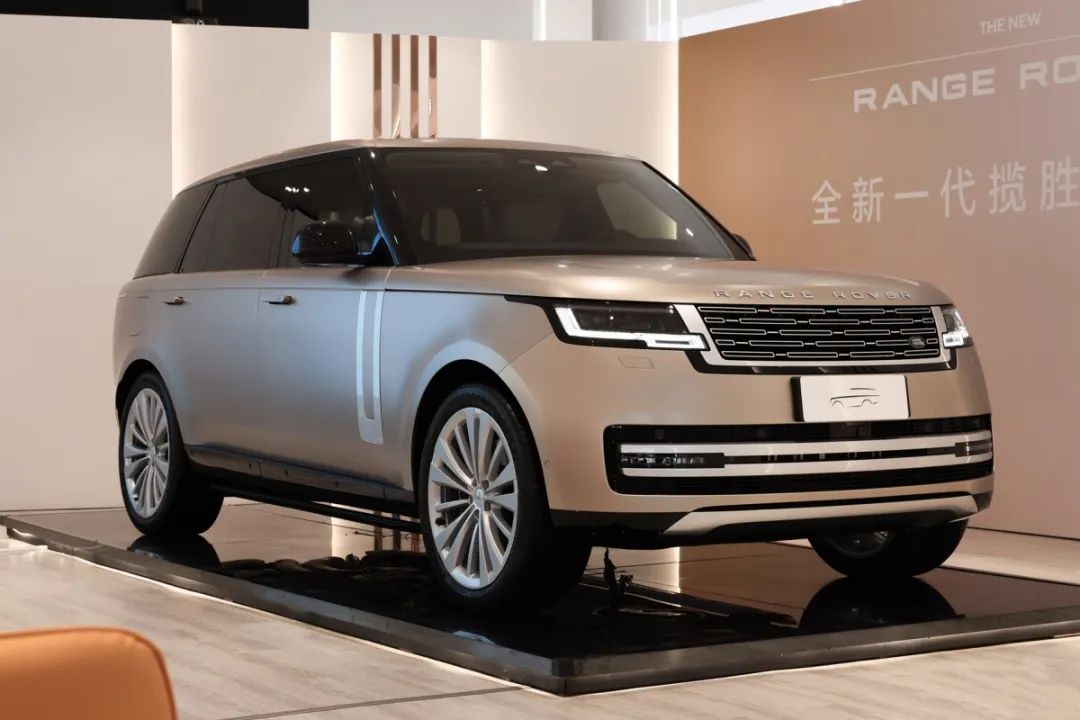 富人们绕不开的豪华越野suv新一代路虎揽胜售1468万元起