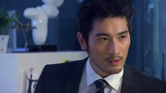 胜女的代价:高子齐要重新追求晓洁,不料对总裁动情的晓洁慌啦