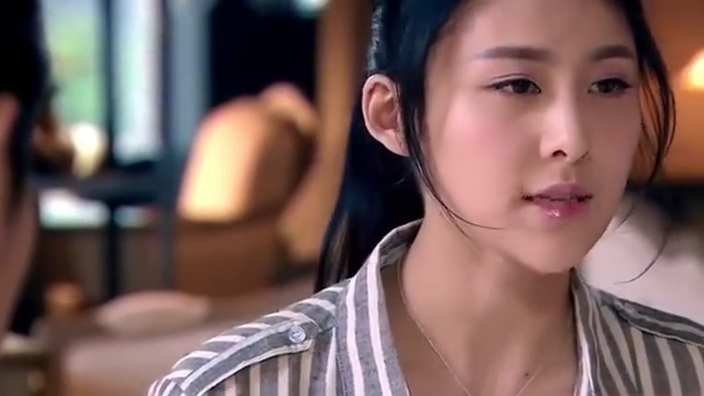 美丽谎言:女总裁请客吃饭,还真是豪气,一次给这么多小费