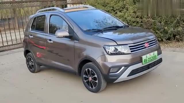 汉唐q5e油电两用,续航300公里,时速62迈,真空轮胎,2万多值吗