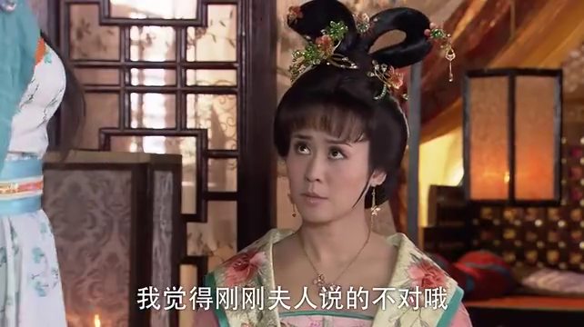 王宝钏一心等薛平贵上门,小莲调侃王宝钏,太活泼了