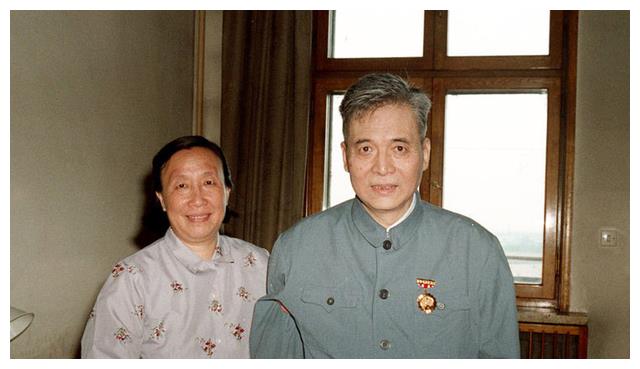 她是邓稼先的夫人,18岁考入北大,苦等丈夫28载,现在93岁了休闲区蓝鸢梦想 - Www.slyday.coM 她是邓稼先的夫人,18岁考入北大,苦等丈夫28载,现在93岁了休闲区蓝鸢梦想 - Www.slyday.coM