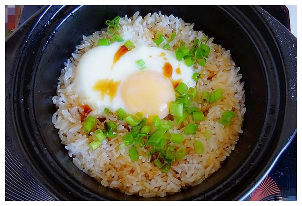 怎么吃都不腻的酱油饭,酱香浓郁,颗粒分明,简单几步,轻松完成