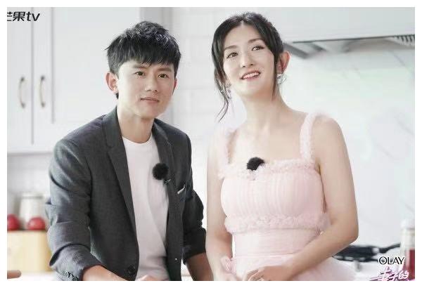 谢娜怀二胎身体不适!推掉工作静养__财经头条