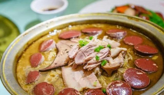 去东北餐馆吃饭,3人点5道菜,老板笑称吃完免单,上菜后都懵了休闲区蓝鸢梦想 - Www.slyday.coM 去东北餐馆吃饭,3人点5道菜,老板笑称吃完免单,上菜后都懵了休闲区蓝鸢梦想 - Www.slyday.coM