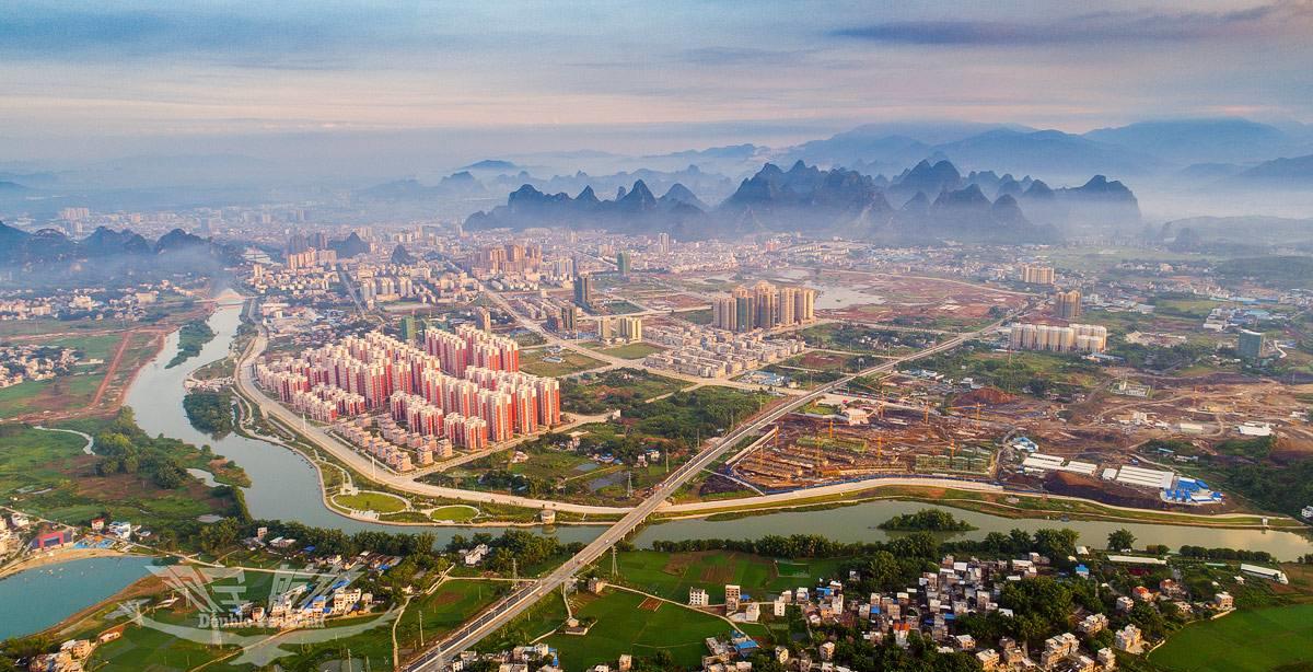 在千年古城贺州,感受优美的生态环境,体验绚丽的民族风情.