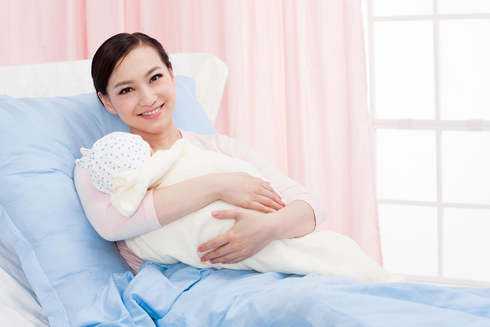 产后24小时:及时完成这5件事,让月子病远离你!