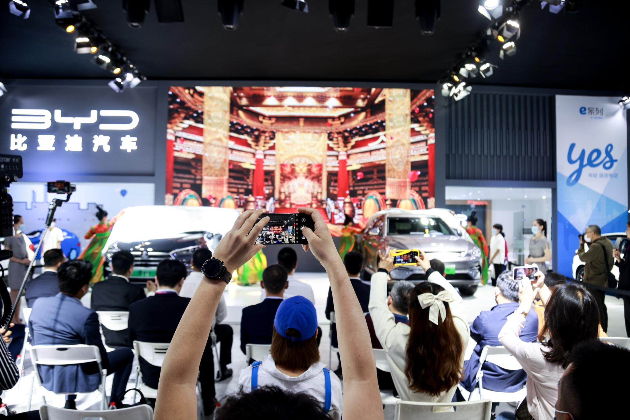 2021第十三届西安五一车展开幕五一五天假就来车展逛五天