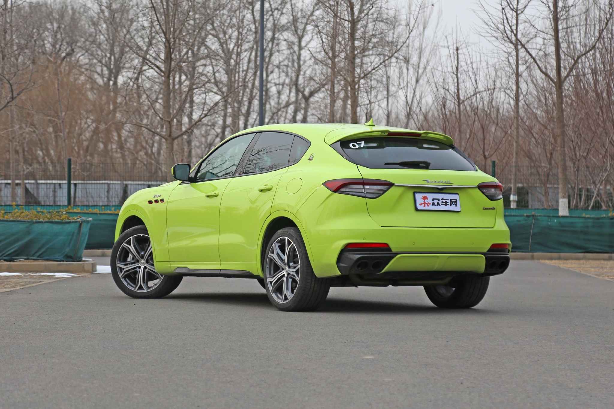 曲高和寡试驾玛莎拉蒂levantetrofeo