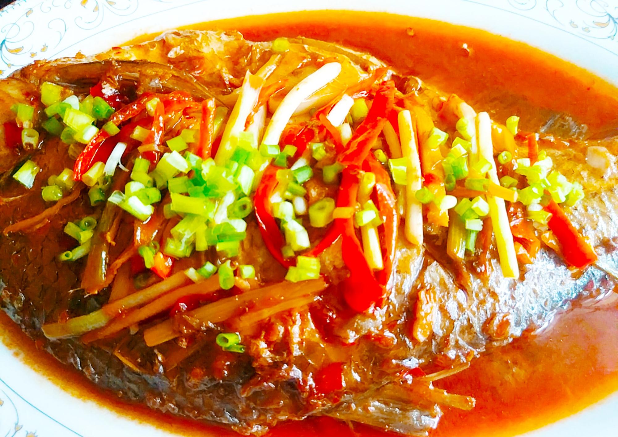 这才是红烧鳊鱼最好吃做法,香鲜嫩滑超入味,连汤汁都不剩,过瘾__财经