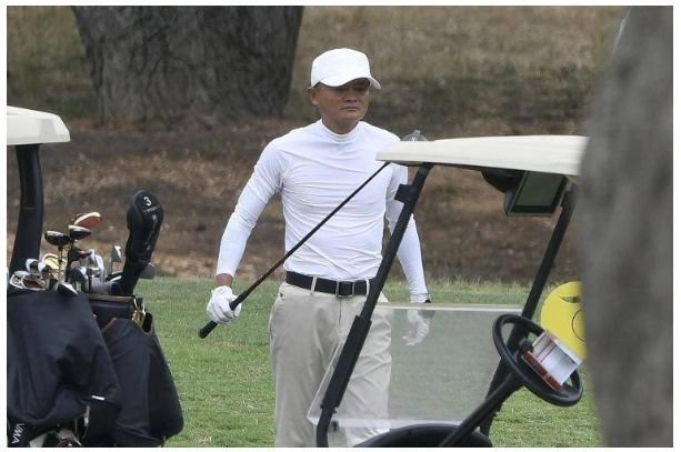 天猫618成交额大涨!马云开心现身西班牙:打高尔夫,开2亿游艇休闲区蓝鸢梦想 - Www.slyday.coM 天猫618成交额大涨!马云开心现身西班牙:打高尔夫,开2亿游艇休闲区蓝鸢梦想 - Www.slyday.coM