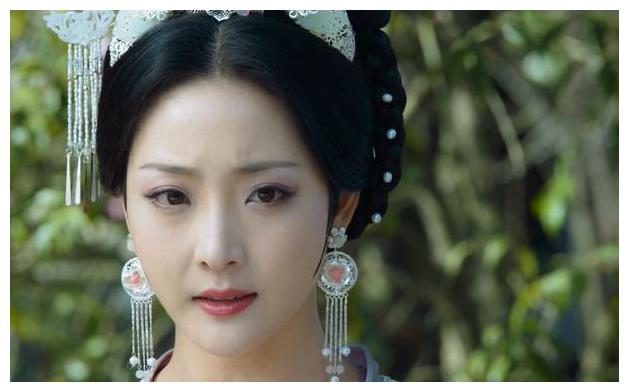 长相守:原非烟为爱腹黑,花锦绣为活着腹黑,她却因为一句话腹黑