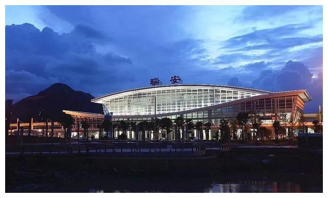 瑞安人口趋势_官方公布的最新温州市区、瑞安、乐清、龙港的城区人口、建成
