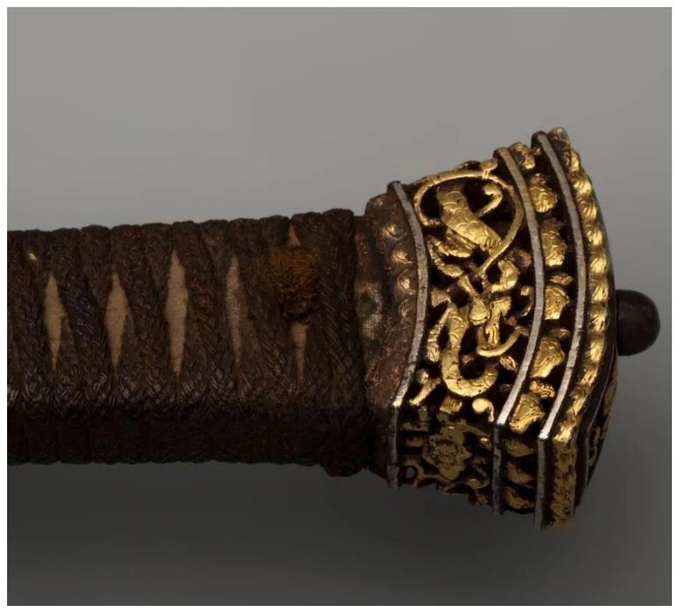 "金玉满堂"摆驾国博——"马上皇帝"的剑与刀