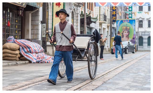 民国时期的人力车夫有多惨?学者:大多活不过40岁