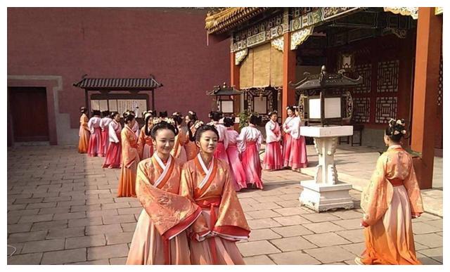 古代皇帝后宫佳丽三千人为何司马炎能做到雨露均沾不得不佩服