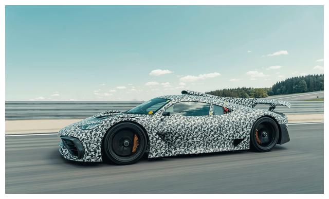 梅赛德斯奔驰projectone开始大量进行道路与赛道测试