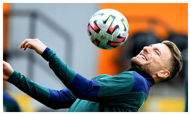 东邪侃球:欧洲杯半决赛,都是传控高手,意大利西班牙难分高下