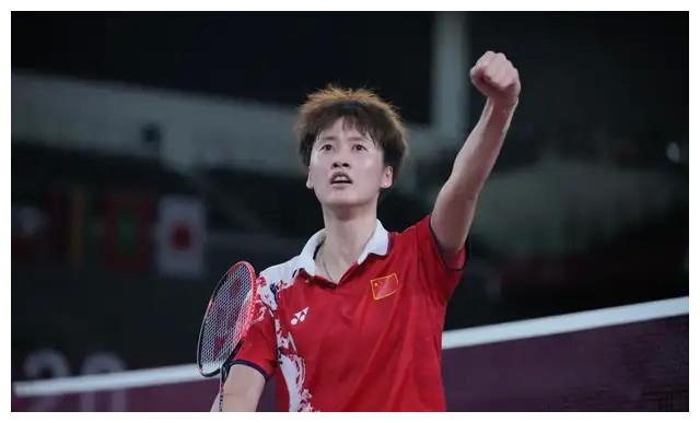 陈雨菲忆东京周期五年风雨路教练罗毅刚旗不能倒