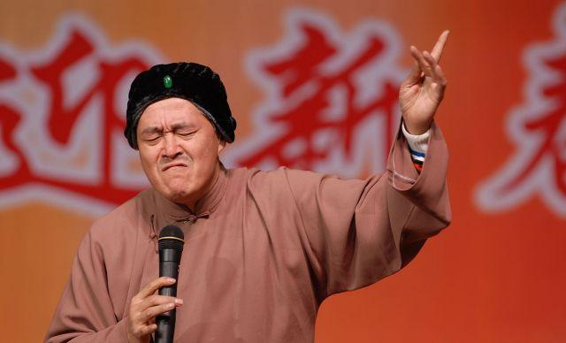 东北艺术为何被人瞧不起?赵本山的功与过在哪里?2557字深度解读