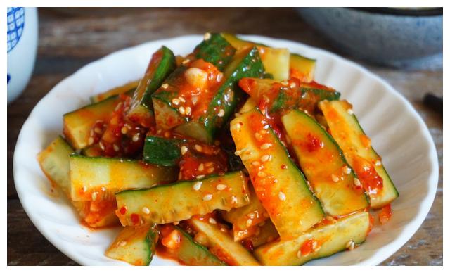 3分钟快手小凉菜韩式凉拌黄瓜条甜辣适中清爽开胃简单好做