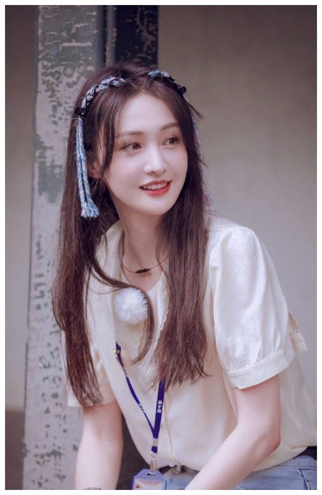 郑爽发声安慰孕妇,被批自身情绪就控制不了,正能量为何不被接受