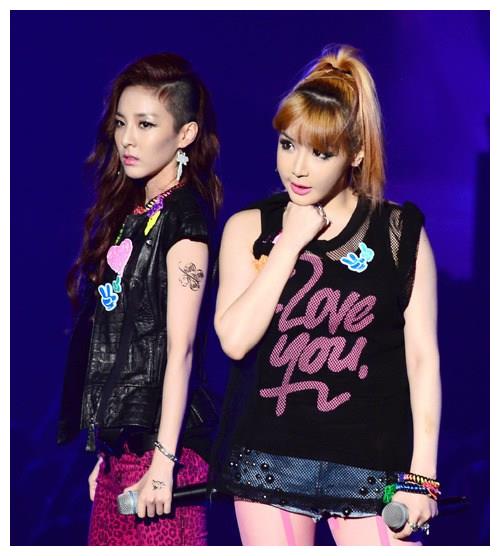 朴山多拉36岁无比童颜2ne1队友朴春成整容怪被传与权志龙恋爱