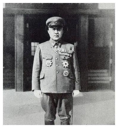 甲级战犯土肥原,第一个推上绞刑架