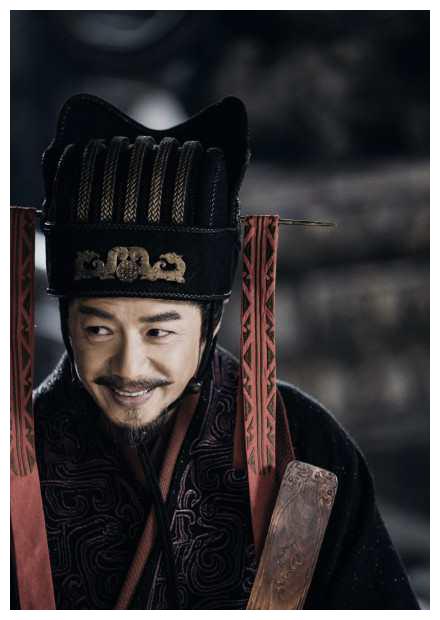 段奕宏生日现场照曝光 新戏将播演绎另类吕不韦