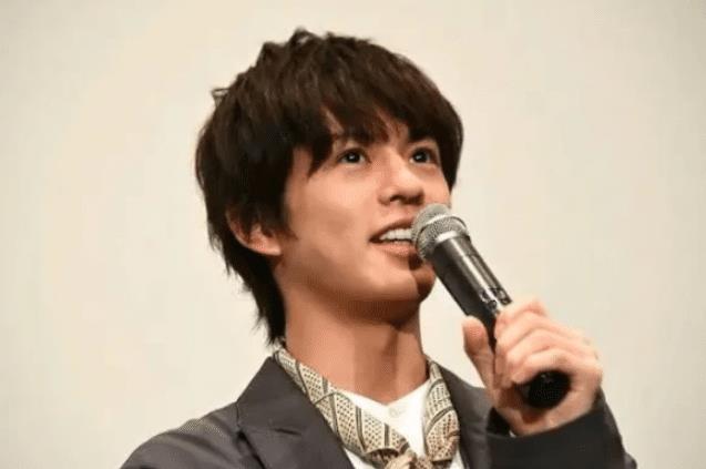 假面骑士时王演员们的现状,盖茨竟是富二代,王小明春暖花开!