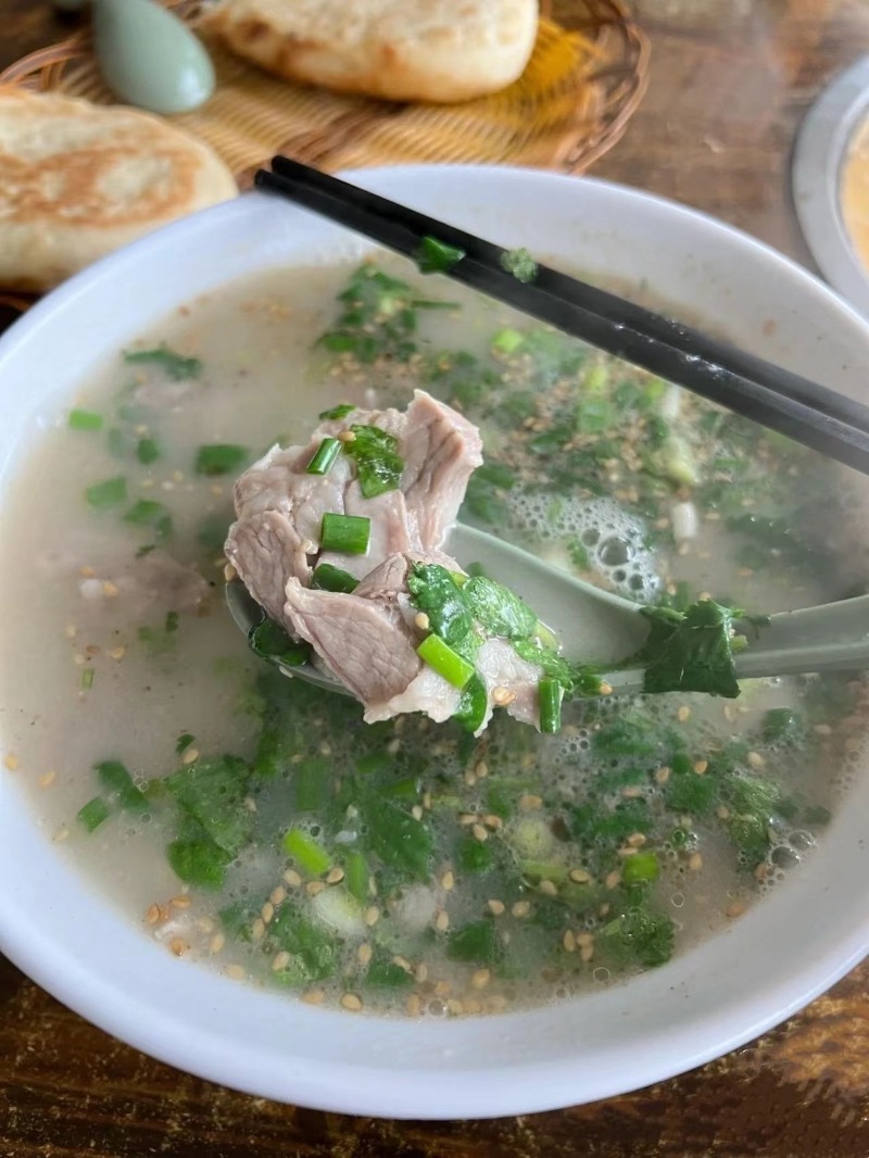 弥勒羊汤锅清汤藏美味一口暖心窝