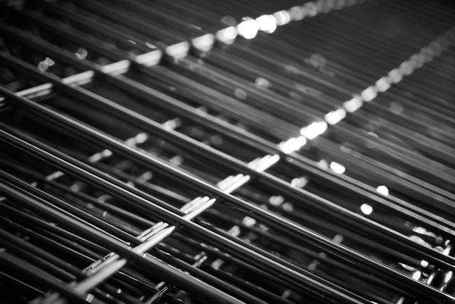 “黑色系”商品价格全面回调？钢铁价格跌了？未来该咋看？休闲区蓝鸢梦想 - Www.slyday.coM