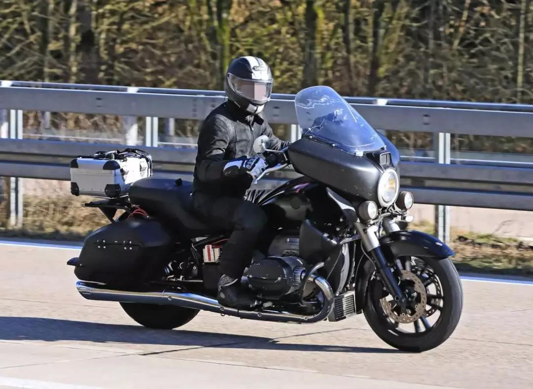 宝马1800cc大巡航无伪装曝光将下月初发布