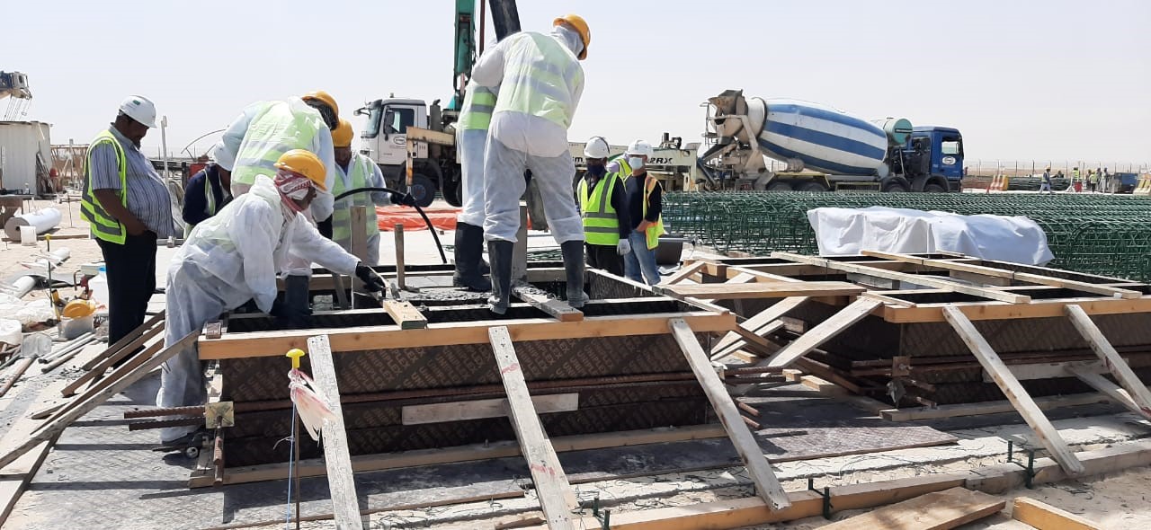央企承建的沙特国王港项目,启动指型码头桩帽预制施工