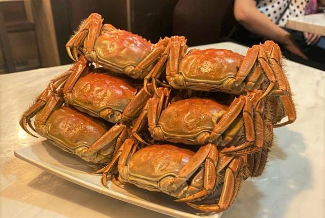 螃蟹直接蒸大错特错老渔民教您1招不断腿不流黄真香