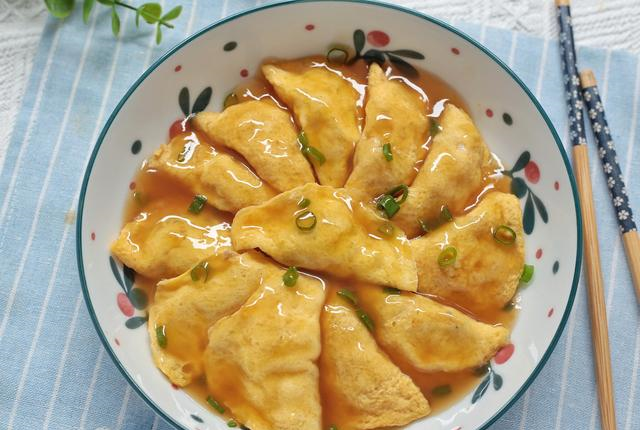 鸡蛋孩子最爱这做法三天两头点名要吃蒸一蒸上桌好吃又解馋