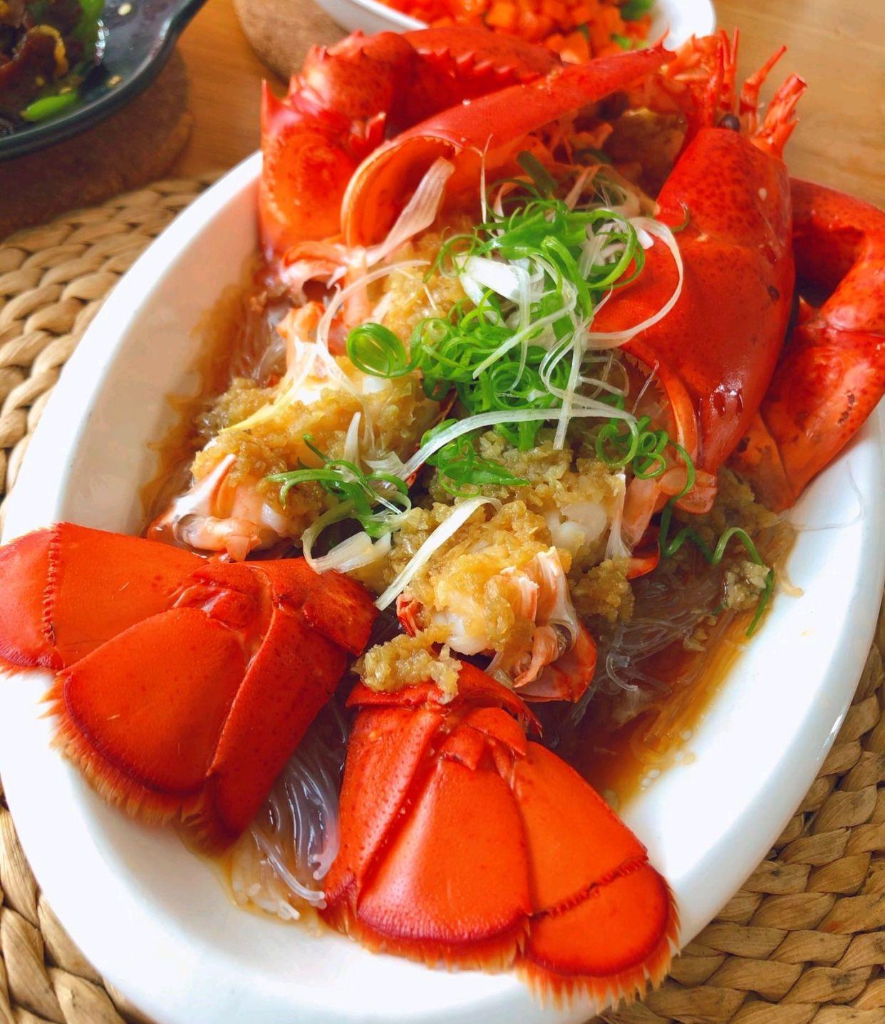 大龙虾做法(大龙虾的做法 家常视频教程)