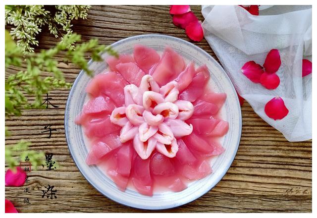 婚宴上的一道凉菜,桃之夭夭,甜甜蜜蜜爱的味道