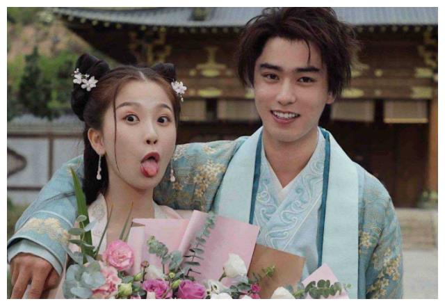 刘奕畅|仵作|虞书欣_新浪新闻