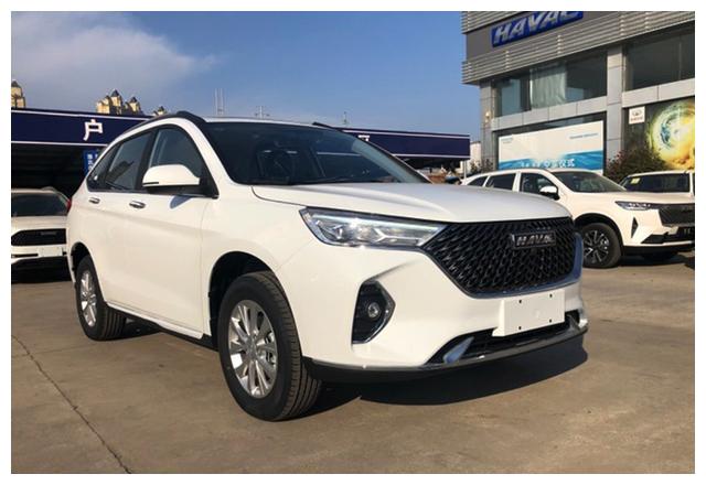 新款哈弗m6已有实车到店,综合油耗6.9l,论高品价比家用suv