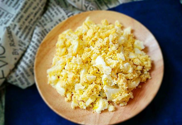 原来保存大蒜一点也不难,不发芽不干瘪,轻松放一冬,随吃随取休闲区蓝鸢梦想 - Www.slyday.coM 原来保存大蒜一点也不难,不发芽不干瘪,轻松放一冬,随吃随取休闲区蓝鸢梦想 - Www.slyday.coM