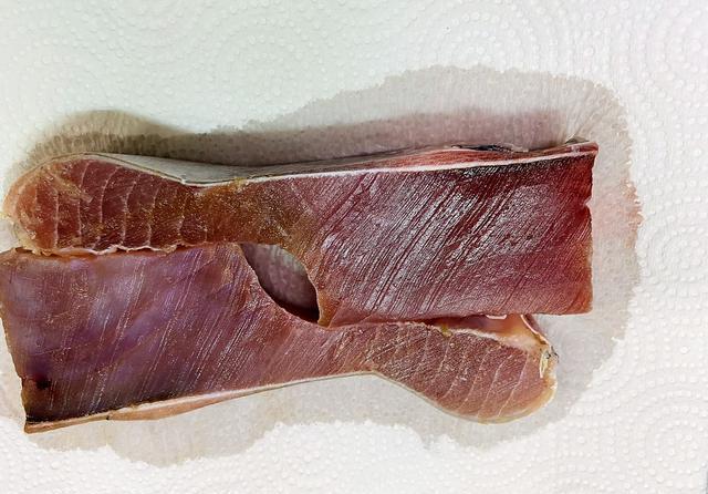 做鱼下巴时记住别加它总有人错放难怪鱼肉不嫩腥味重