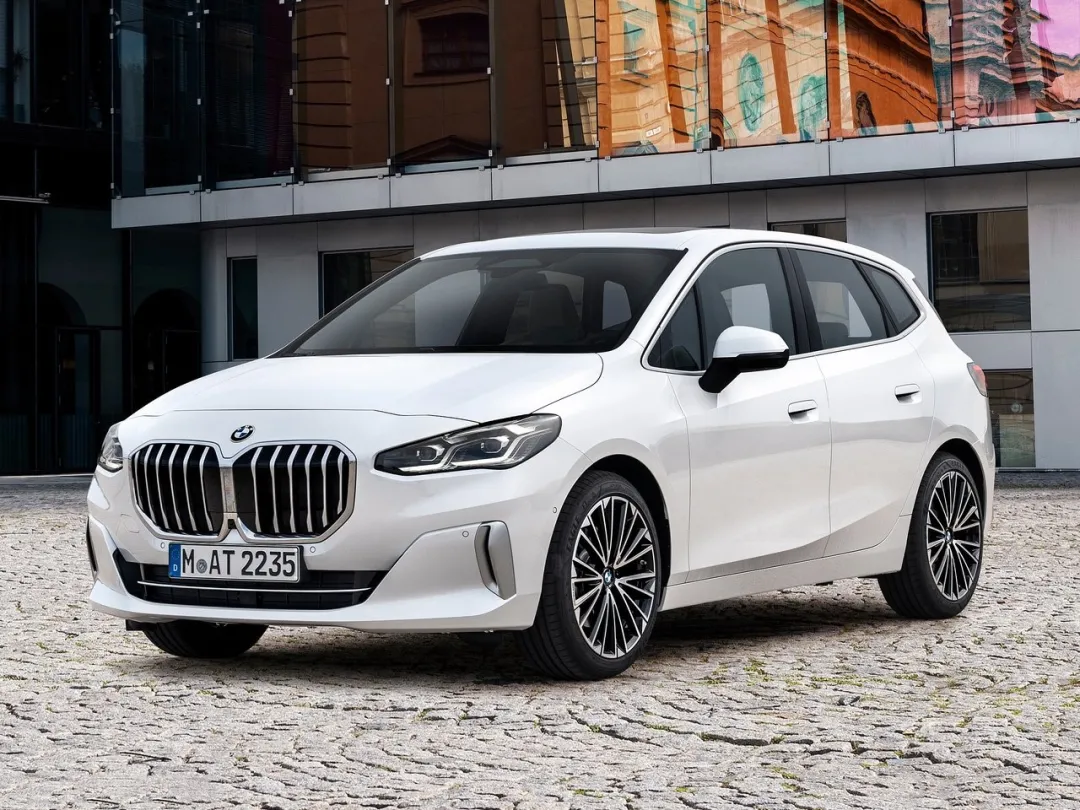 内饰是最大的亮点全新一代宝马2系activetourer旅行车正式发布