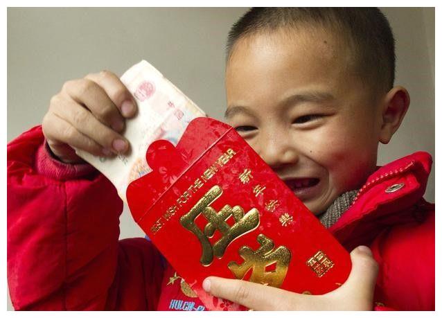 孩子收的压岁钱由孩子花完 新浪网